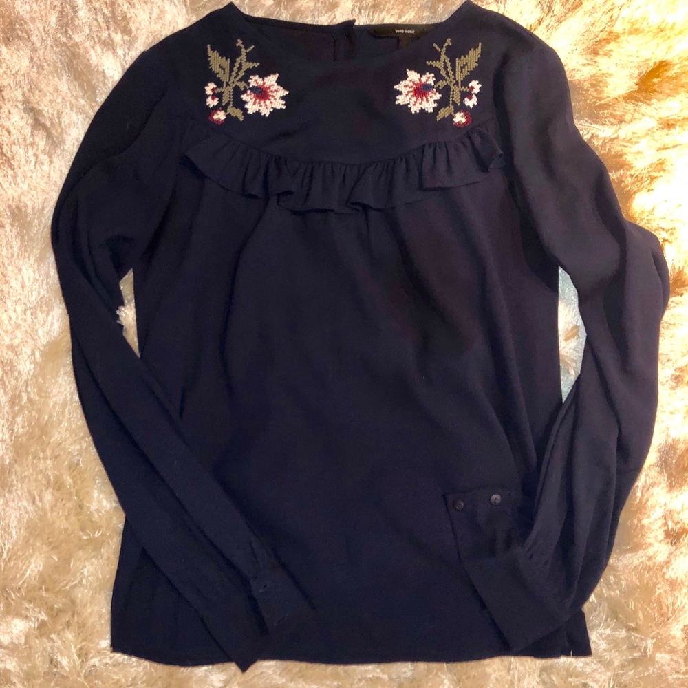 Embroidered blouse